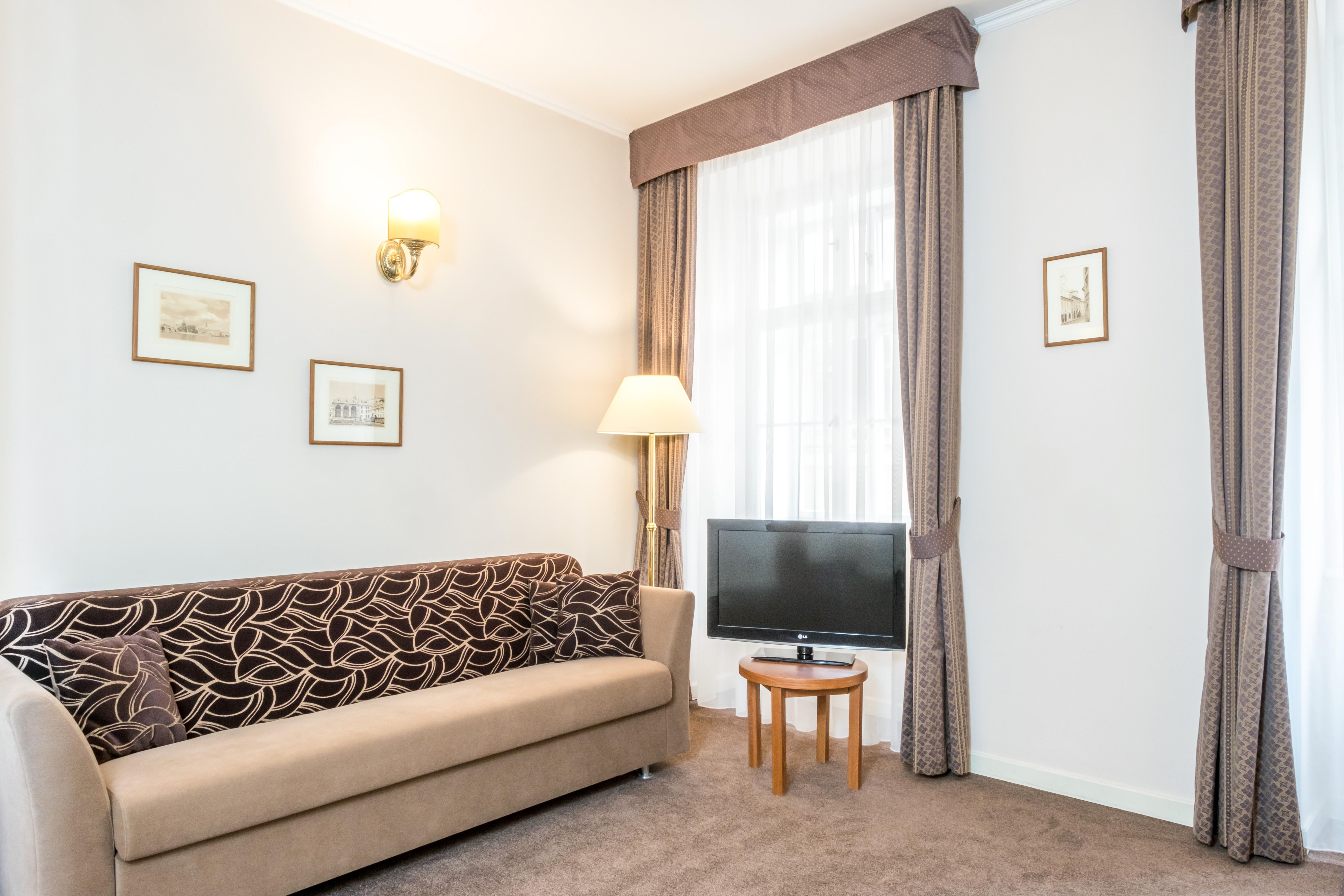 Hotel Bookquet Prag Exterior foto A living room at the hotel